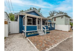 1222 HIGHLAND COURT, ST PETERSBURG, FL 33701 Sold 05/06/25