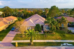 10534 Bermuda Isle Dr, TAMPA