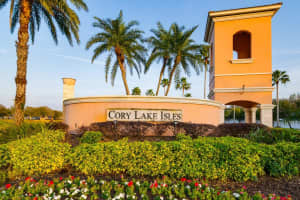 10534 BERMUDA ISLE DRIVE, TAMPA, FL 33647 - MLS#MFRTB8348739