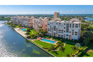 4951 Bacopa Ln S #103, ST PETERSBURG