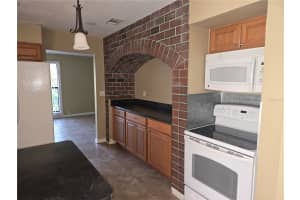 2204 SUGAR CREEK DRIVE, LAKELAND, FL 33811 Sold 04/02/25