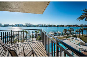 690 ISLAND WAY, CLEARWATER BEACH, FL 33767 - MLS#MFRTB8348849