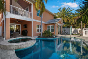 6411 GRENADA ISLAND AVENUE, APOLLO BEACH, FL 33572 Sold 07/11/25