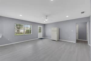1310 OAKDALE STREET, PLANT CITY, FL 33563 Sold 04/11/25
