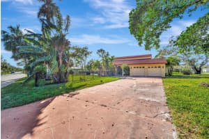 612 MONTEZUMA DRIVE, BRADENTON, FL 34209 Sold 04/30/25