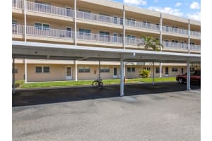 9950 62ND TERRACE, ST PETERSBURG, FL 33708 Sold 06/30/25