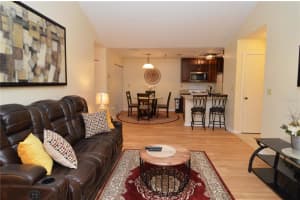 10263 GANDY BOULEVARD, ST PETERSBURG, FL 33702 - MLS#MFRTB8349155