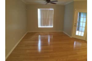 9404 CRESCENT LOOP CIRCLE, TAMPA, FL 33619 Sold 04/29/25