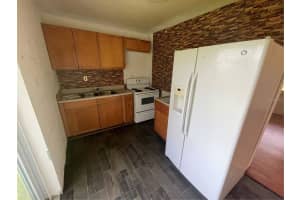 9707 LITHIA PINECREST ROAD, LITHIA, FL 33547 Sold 08/14/25