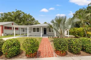 2835 VALENCIA WAY, ST PETERSBURG, FL 33705 Sold 08/15/25