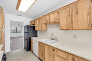 8199 TERRACE GARDEN DRIVE, ST PETERSBURG, FL 33709 Sold 07/02/25