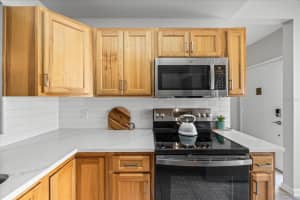 14766 FEATHER COVE LANE, CLEARWATER, FL 33762 Sold 06/27/25