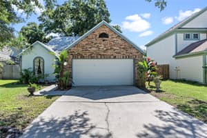 692 GREENGLEN LANE, PALM HARBOR, FL 34684 Sold 05/16/25