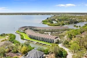 112 Brent Cir, OLDSMAR