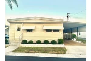 2000 BAY DRIVE, LARGO, FL 33771 Sold 04/17/25
