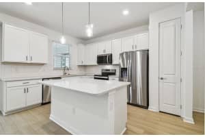 13729 EVERGREEN VALLEY DRIVE, RIVERVIEW, FL 33578 Sold 06/25/25