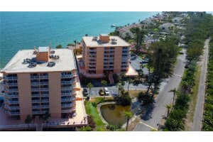 7432 SUNSHINE SKYWAY LANE, ST PETERSBURG, FL 33711 - MLS#MFRTB8349710