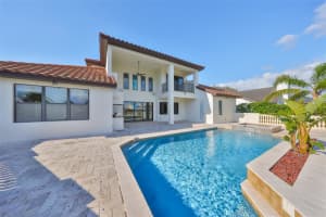912 SYMPHONY BEACH LANE, APOLLO BEACH, FL 33572 Sold 09/10/25