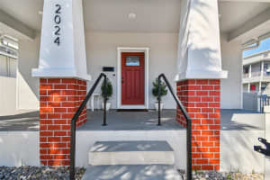 2024 COLUMBUS DRIVE, TAMPA, FL 33605 Sold 04/16/25