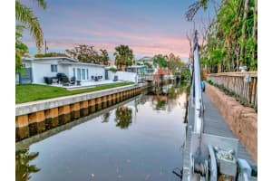 4819 BAY VILLA AVENUE, TAMPA, FL 33611 Sold 04/30/25