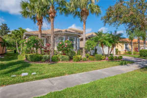 4946 SAPPHIRE SOUND DRIVE, WIMAUMA, FL 33598 - MLS#MFRTB8350046