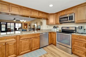 1801 LAKE ROAD, PALM HARBOR, FL 34685 Sold 08/08/25