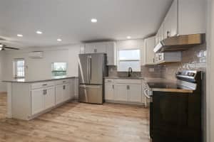 1545 PASADENA DRIVE, DUNEDIN, FL 34698 Sold 03/27/25