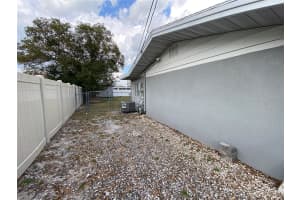 753 AVENUE O SE, WINTER HAVEN, FL 33880 Sold 04/08/25