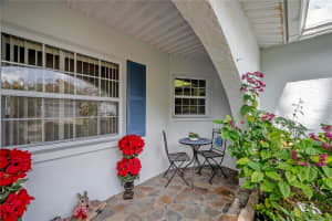 2086 WHITNEY PLACE, CLEARWATER, FL 33760 Sold 05/09/25