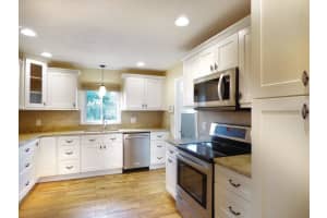 1101 KING ARTHUR COURT, VALRICO, FL 33594 Sold 04/10/25