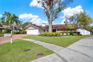 4309 DEEPWATER LANE, TAMPA, FL 33615 Sold 09/12/25