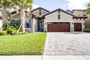 21807 Amelia Rose Way, LAND O LAKES