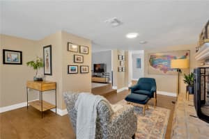 2510 CHAPEL WAY, TAMPA, FL 33618 Sold 04/04/25