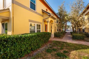 122 COQUINA BAY DRIVE, ST PETERSBURG, FL 33705 Sold 06/23/25
