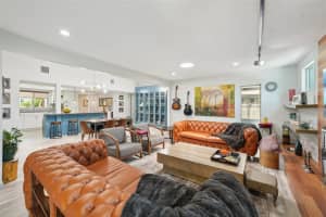 105 COUNTRY VILLAS DRIVE, SAFETY HARBOR, FL 34695 Sold 04/22/25