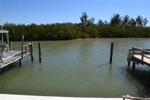 468 BOCA CIEGA POINT BOULEVARD, ST PETERSBURG, FL 33708 Sold 05/15/25