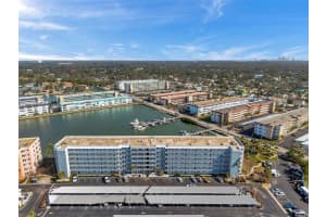 5925 Shore Blvd S #406, GULFPORT