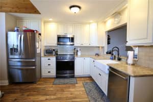 6307 SONGBIRD WAY, TAMPA, FL 33625 Sold 04/02/25