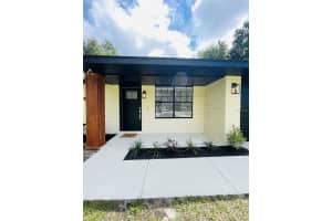 1897 WEST PARKWAY, DELAND, FL 32724 Sold 05/22/25