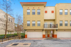 615 OLIVE TREE COURT, CLEARWATER, FL 33756 Sold 08/15/25