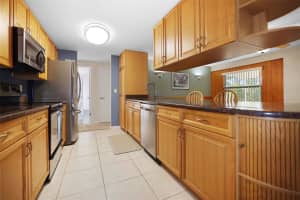 2084 WHITNEY DRIVE, CLEARWATER, FL 33760 Sold 04/04/25