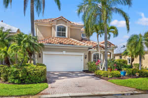 303 8TH AVENUE, PALMETTO, FL 34221 Sold 04/28/25