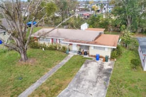 220 HILLSIDE DRIVE, LAKELAND, FL 33803 Sold 04/08/25
