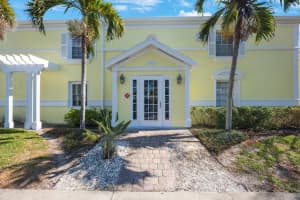 5092 BEACH DRIVE, ST PETERSBURG, FL 33705 Sold 08/15/25