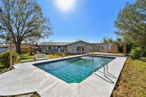 8555 81ST WAY, LARGO, FL 33777 Sold 03/21/25