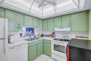 19029 US HIGHWAY 19 N #8-15, CLEARWATER, FL 33764 - MLS#MFRTB8350891