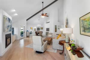 10351 LONGWOOD DRIVE, SEMINOLE, FL 33777 Sold 04/07/25