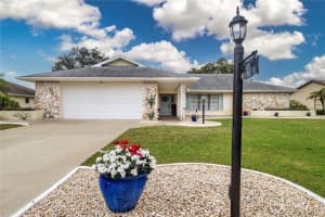 2016 E View Dr, SUN CITY CENTER