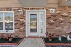 720 GASPARINO COURT, SEFFNER, FL 33584 Sold 04/25/25