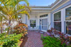 658 MASTERPIECE DRIVE, SUN CITY CENTER, FL 33573 Sold 04/18/25